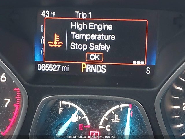 1FMCU9GDXKUC35625 Ford ESCAPE SE