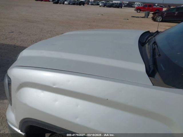 3GTP1MEC3HG198599 GMC Sierra 1500 Sle
