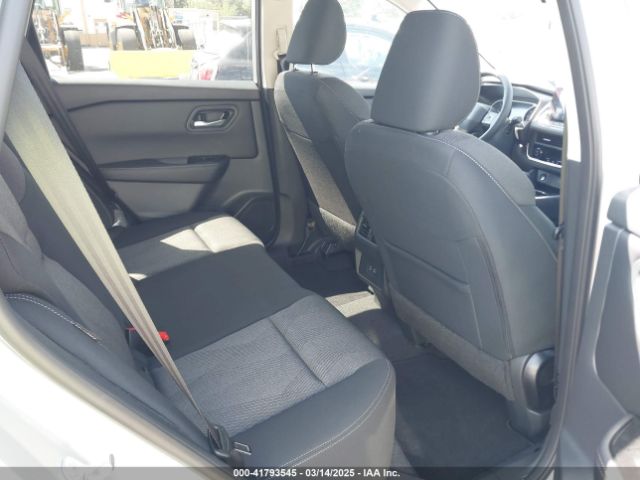 5N1BT3BA6SC810916 Nissan Rogue Sv Fwd
