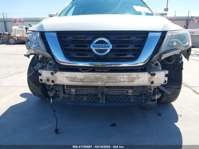 5N1DR2MM6HC687085 Nissan Pathfinder Sl