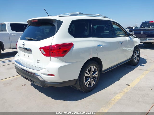 5N1DR2MM6HC687085 Nissan Pathfinder Sl