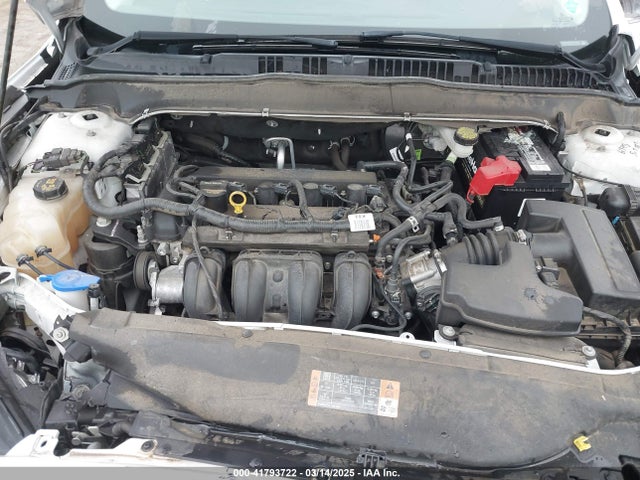 3FA6P0H78FR177451 Ford FUSION SE
