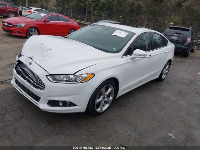 3FA6P0H78FR177451 Ford FUSION SE