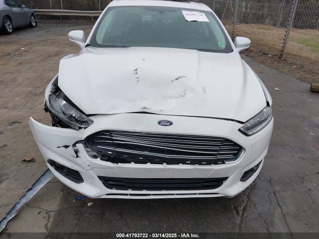 3FA6P0H78FR177451 Ford FUSION SE
