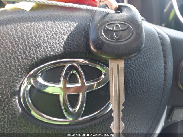 5YFBURHE3HP661492 Toyota COROLLA L