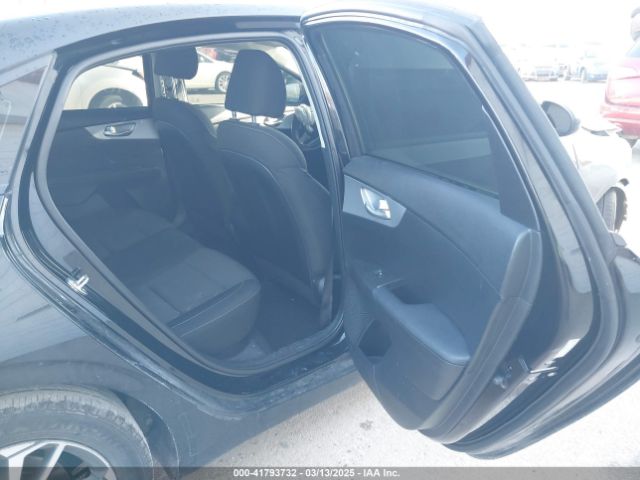 3KPF24AD6RE836641 KIA Forte Lxs