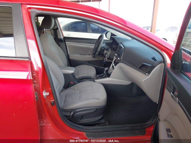 5NPD84LF3LH572060 Hyundai ELANTRA SEL