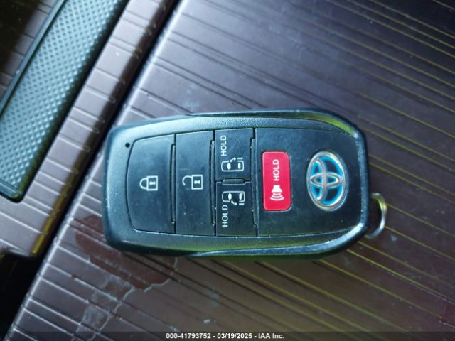 2022 TOYOTA SIENNA 5TDBRKEC6NS086528 Photo 10