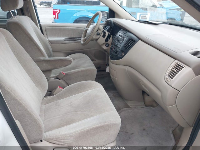 41793808 :رقم المزاد ، JM3LW28Y310199314 vin ، 2001 Mazda Mpv Dx/es/lx مزاد بيع