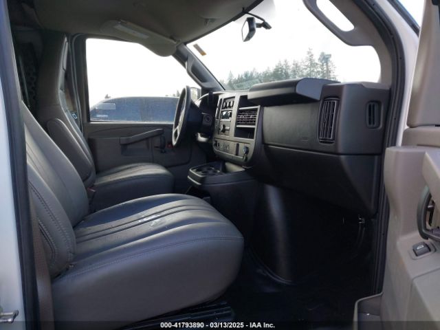 1GTW7AFP4P1105435 GMC Savana Cargo Rwd 2500 Regular Wheelbase Work Van