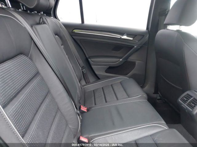 2019 VOLKSWAGEN GOLF R WVWVA7AU6KW230087 Photo 7