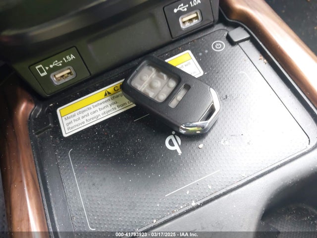 7FARW2H97NE052484 Honda Cr-v Awd Touring