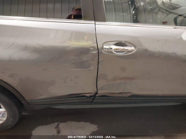 5N1AT2MV1KC827922 Nissan ROGUE SV