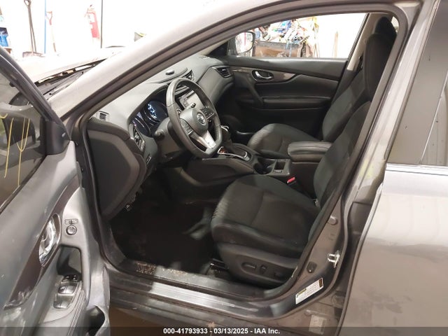 5N1AT2MV1KC827922 Nissan ROGUE SV