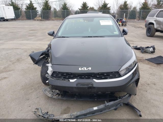 3KPF24ADXRE744271 KIA Forte Lxs