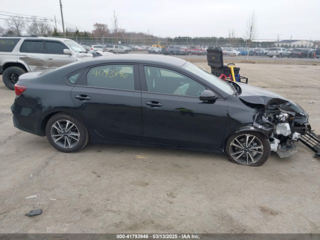 3KPF24ADXRE744271 KIA Forte Lxs