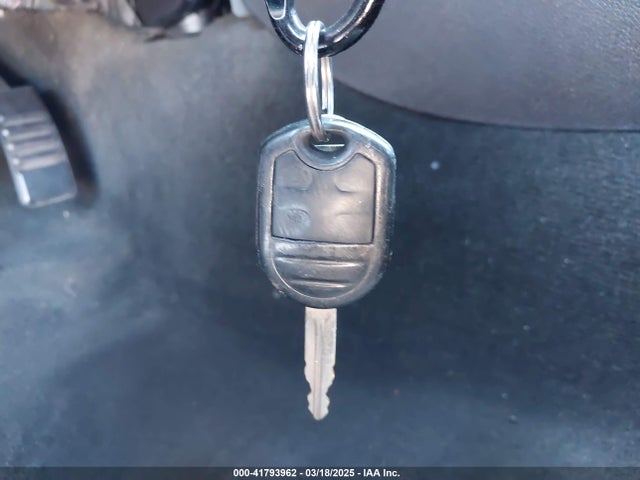 1ZVBP8AM8E5274347 Ford Mustang V6