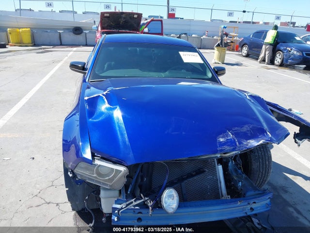 1ZVBP8AM8E5274347 Ford Mustang V6
