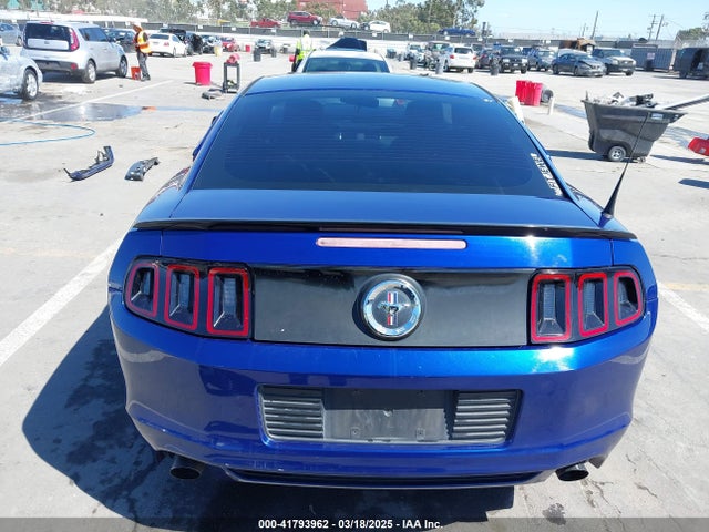 1ZVBP8AM8E5274347 Ford Mustang V6