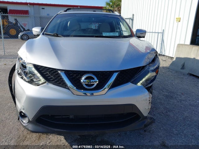 JN1BJ1CP9JW101186 Nissan Rogue Sport Sv