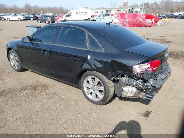 2011 AUDI A4 WAUBFAFL3BN036718 Photo 2