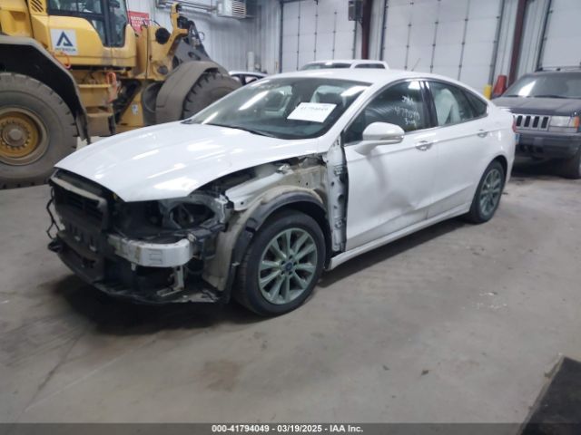 3FA6P0HD2HR177728 Ford FUSION SE