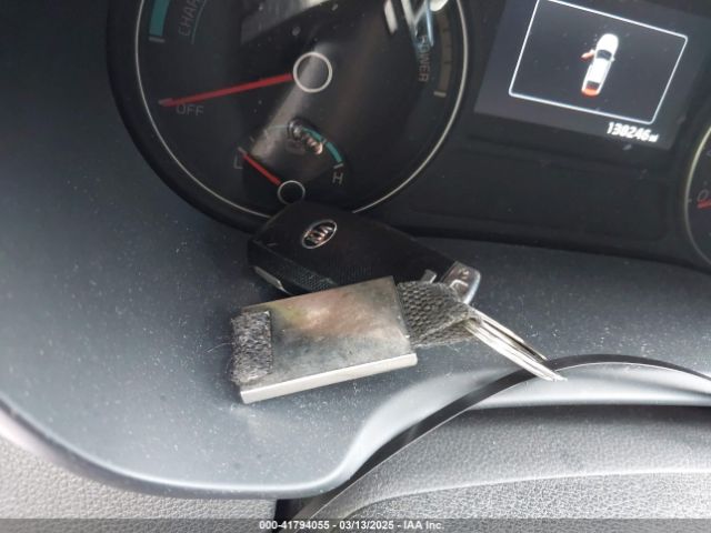 KNAGV4LD1H5013048 KIA Optima Plug-in Hybrid Ex