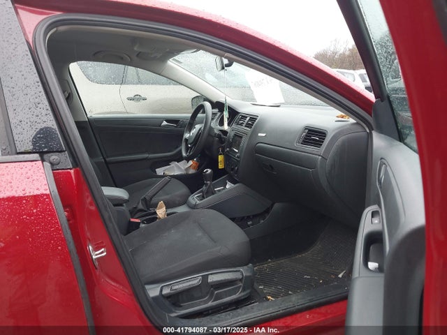 3VW167AJ5GM388690 Volkswagen Jetta 1.4t S