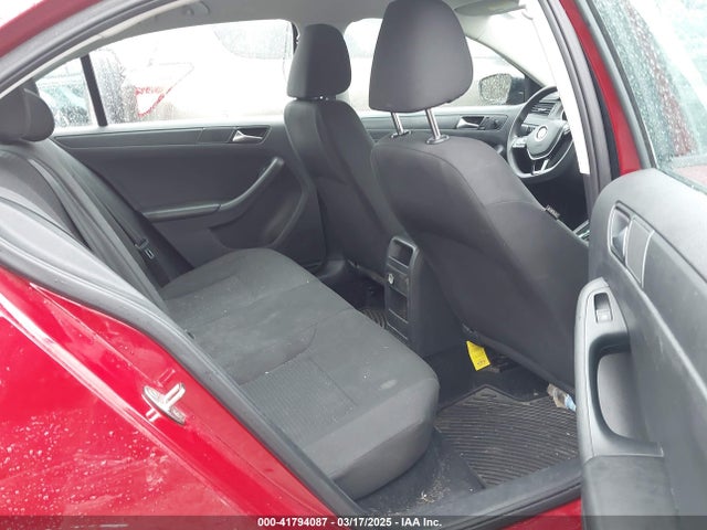 3VW167AJ5GM388690 Volkswagen Jetta 1.4t S