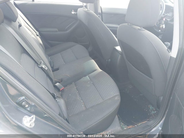 KNAFX4A66G5445286 KIA FORTE LX