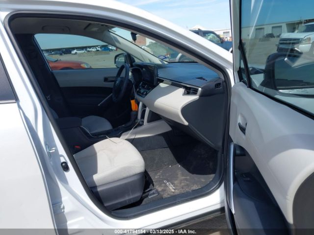 7MUAAAAG7PV070367 Toyota Corolla Cross L