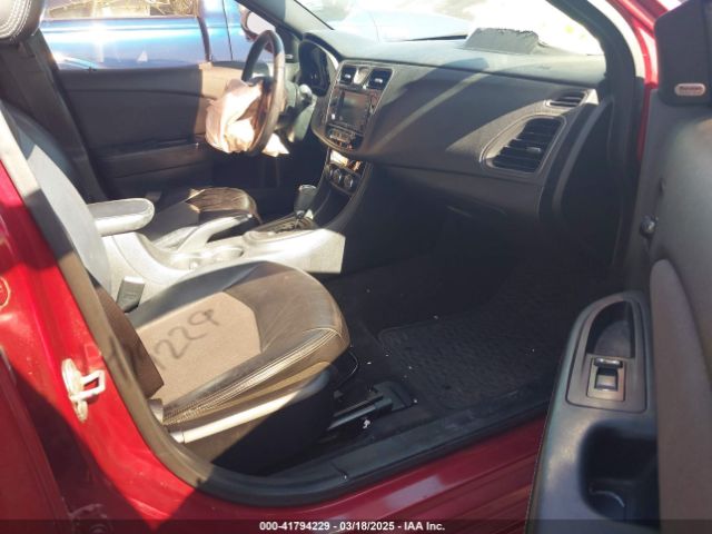 2013 CHRYSLER 200 1C3CCBCG4DN719399 Photo 4