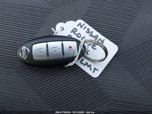 KNMAT2MV4GP727768 Nissan ROGUE SV