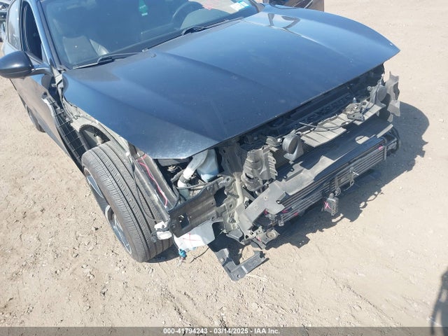 1HGCV1F32JA186823 Honda Accord Sport