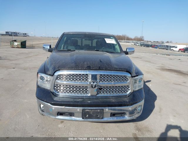 1C6RR7NT2JS114085 RAM 1500 Laramie  4x4 5'7 Box
