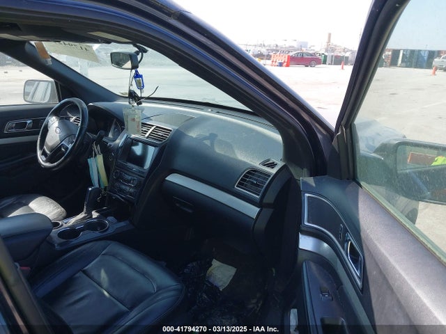 Ford EXPLORER XLT 2017 1FM5K7DH9HGC99656 Image 5