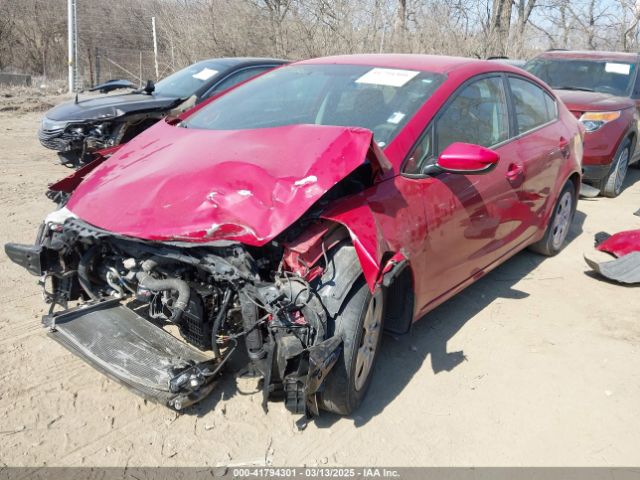 KNAFK4A68G5615582 KIA FORTE LX