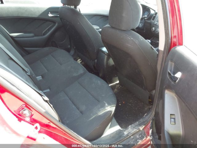 KNAFK4A68G5615582 KIA FORTE LX