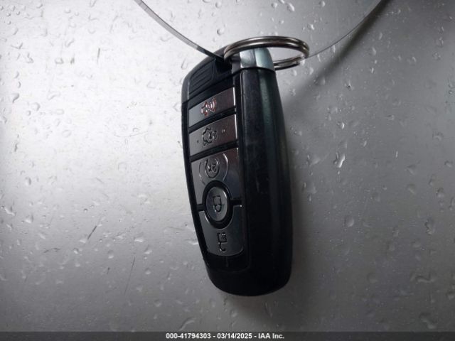 3FA6P0PUXHR379945 Ford Fusion Energi Se Luxury