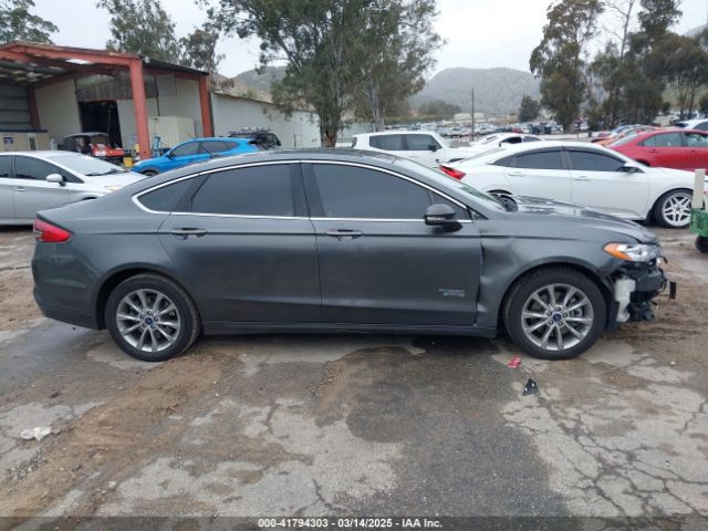 3FA6P0PUXHR379945 Ford Fusion Energi Se Luxury