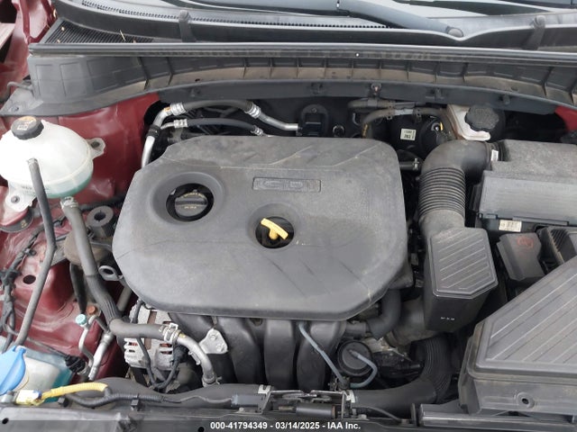 KM8J33A43HU450675 Hyundai TUCSON SE