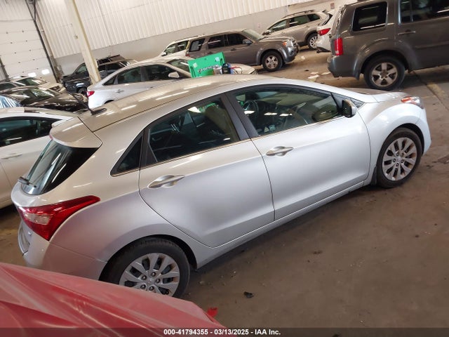 KMHD35LHXGU286395 Hyundai ELANTRA GT