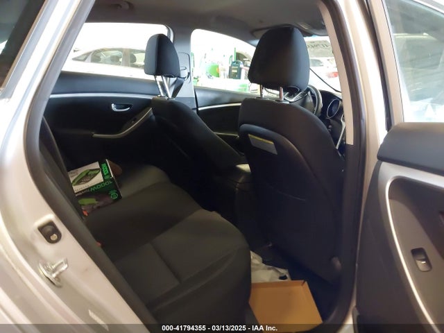 KMHD35LHXGU286395 Hyundai ELANTRA GT