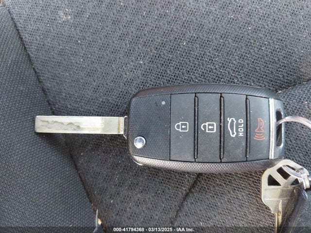 5XXGT4L36JG179342 KIA Optima Lx