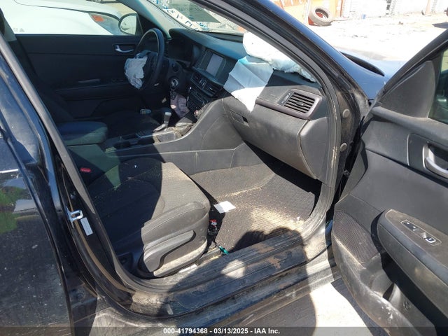 5XXGT4L36JG179342 KIA Optima Lx