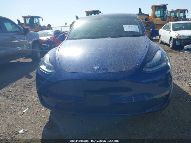 5YJYGDED6MF107711 Tesla Model Y Standard Range Rear-wheel Drive