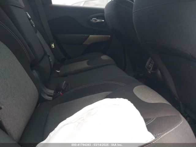 2018 JEEP CHEROKEE 1C4PJLCX1JD513919 Photo 7