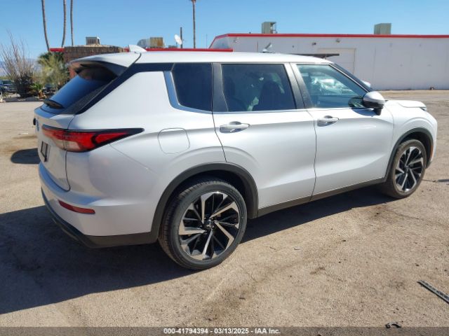 JA4J3TA89NZ064245 Mitsubishi Outlander