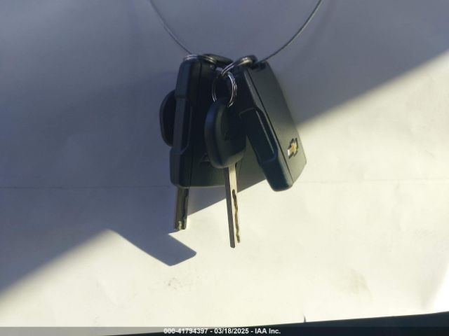 1GNSCAKC1KR352393 Chevrolet Tahoe Ls