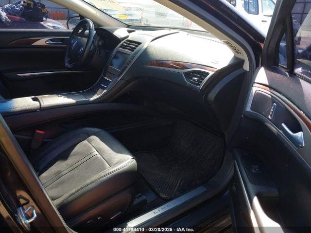 3LN6L2G93FR619701 Lincoln MKZ